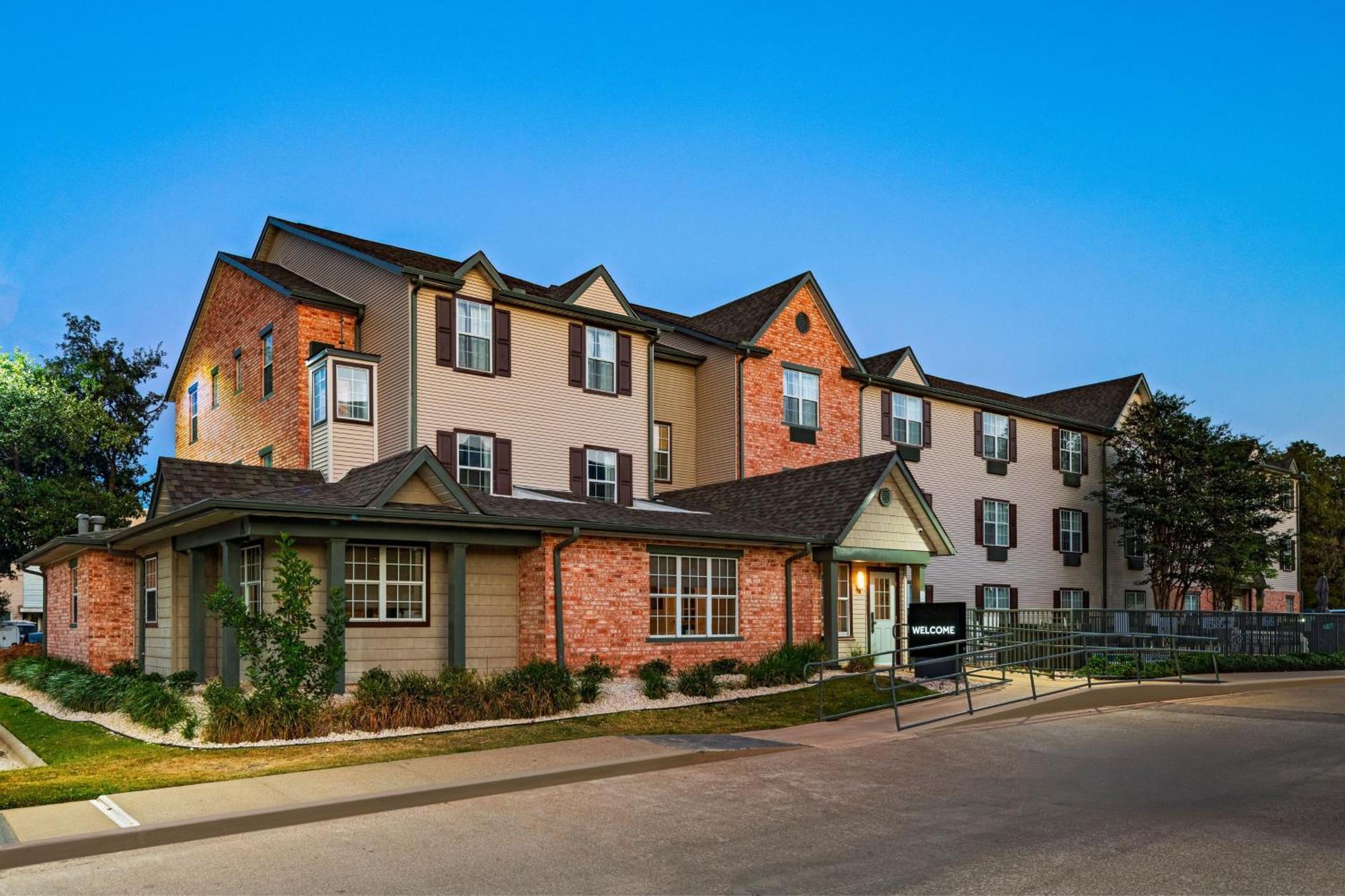 Towneplace Suites By Marriott College Station Buitenkant foto