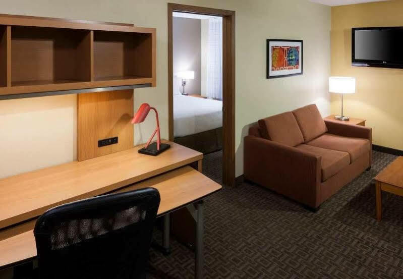 Towneplace Suites By Marriott College Station Buitenkant foto