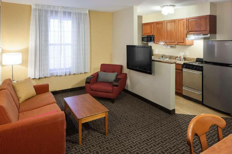 Towneplace Suites By Marriott College Station Buitenkant foto